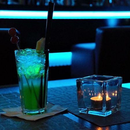 Aparthotel C'Est La Vie Зарлуї Екстер'єр фото
