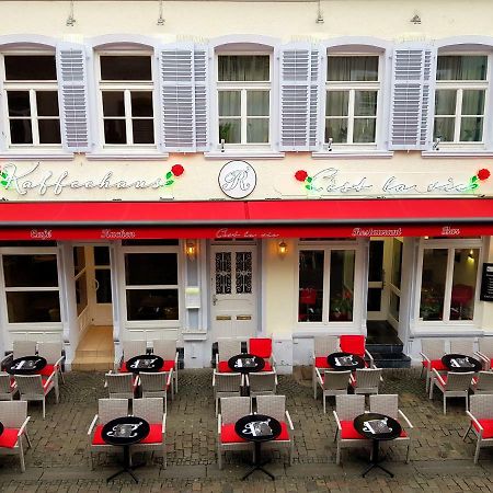 Aparthotel C'Est La Vie Зарлуї Екстер'єр фото