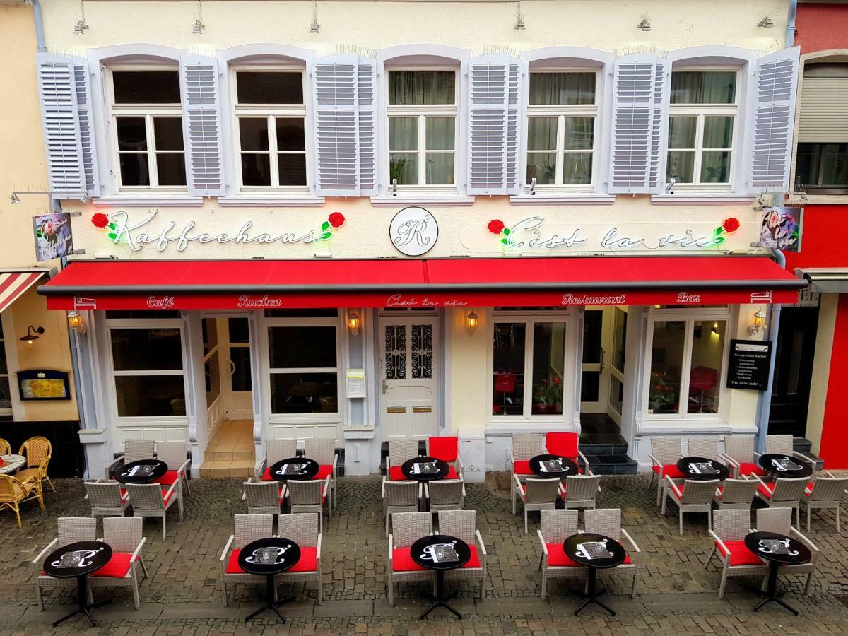 Aparthotel C'Est La Vie Зарлуї Екстер'єр фото