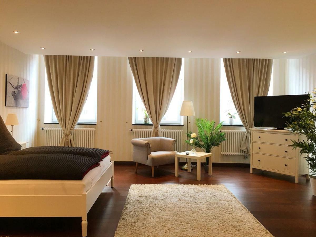 Aparthotel C'Est La Vie Зарлуї Екстер'єр фото